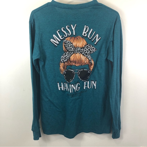 New With Tags Simply Southern Long Sleeve Teal Tee Size Small Messy Bun - Picture 5 of 5
